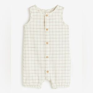 H&M Unisex Cream Romper with Lightweight Fabric and Classic Style 2T
